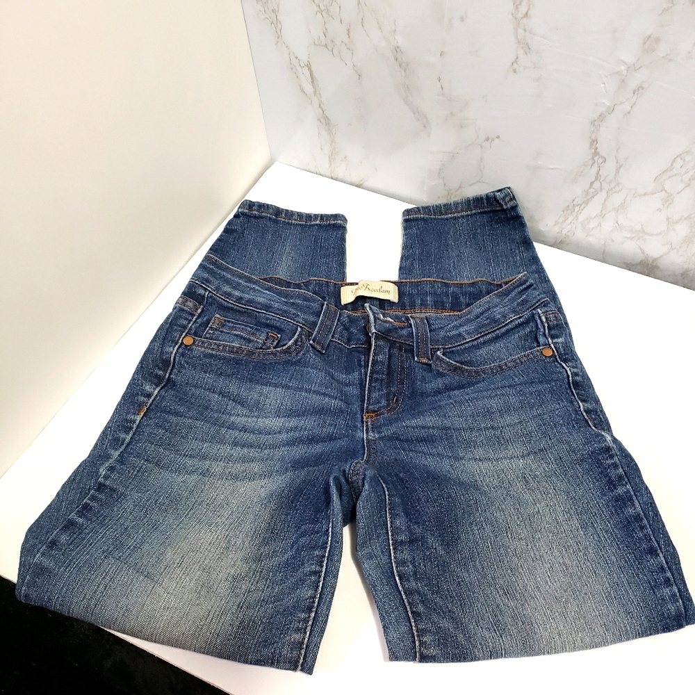 True Freedom Ankle Cropped Jeans
